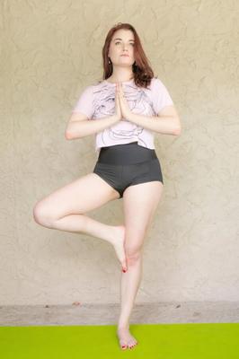 Cosmide - Amber Smith - Yoga