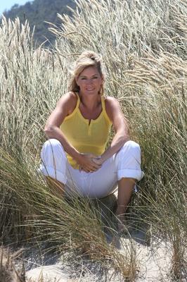 Meg - Outdoors - Yellow top beach