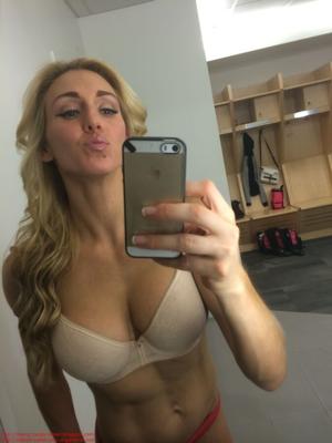 Charlotte Flair (WWE Diva) leaked nude pics