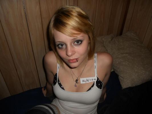 sweet blonde emo chick