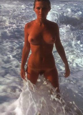 Jeane Manson desnuda, cantante francesa nacida en EE.UU.