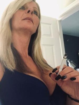 Blonde Smokers  (Mature)