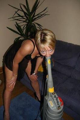 UK Sarah Practices Giving Head With a Hoover