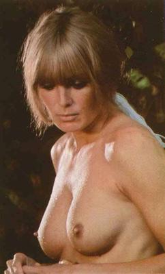 Linda Evans - ¡Una celebridad sexy favorita!