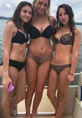 More random bikini hotties