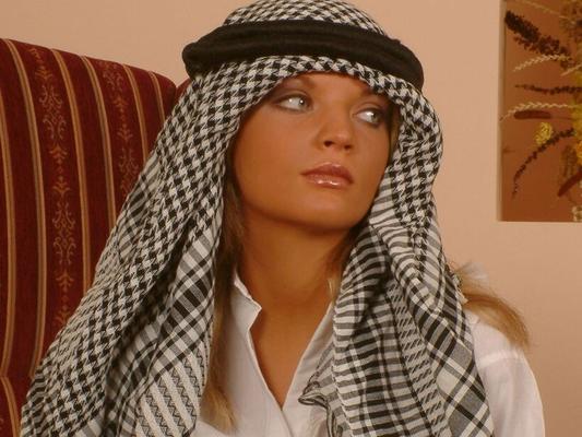 Ines Cudna Arabischer Schal