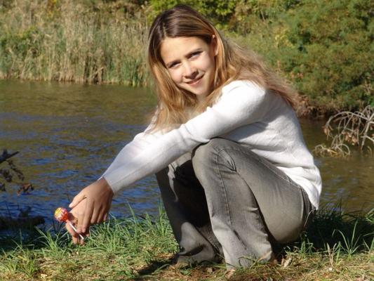 Liza at the lake