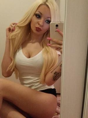 Pieces of Me | Blonde Bimbo Barbie Bitch III