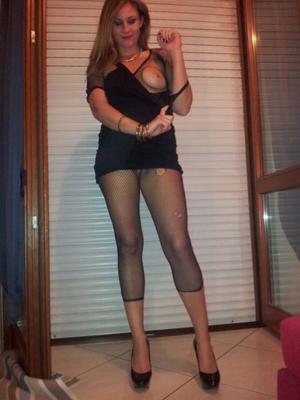 Amateur-Latina-Blondine, geiles Teenie entblößt