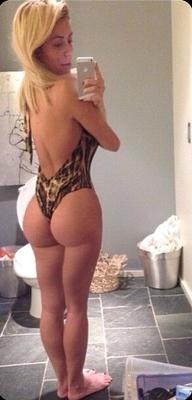 PAWG Reality Star - La chanteuse Aubrey O'Day montre ses gros fesses