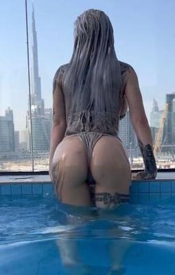 High Life Dubaï Slut Pool Fun