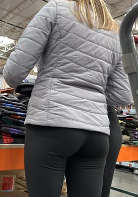 Costco Sightings - Compras de roupas para mães e filhas mascaradas