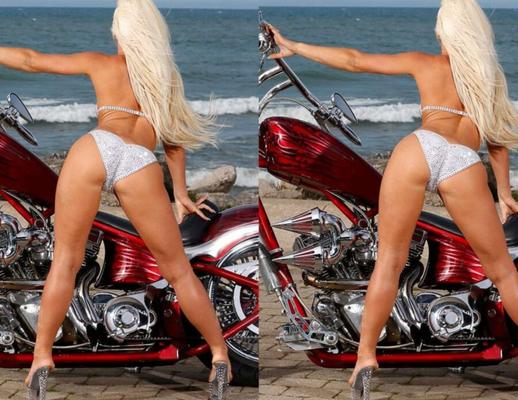 Sarah Dinsmore strip-teaseuse pose avec une moto en bikini serré