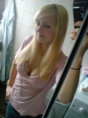 mmm douce teen blonde