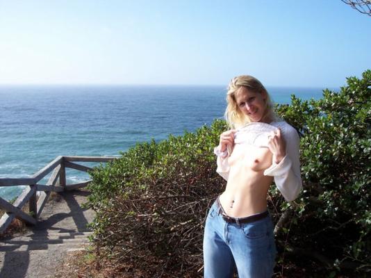 BLOND BBC SLUT ON VACATION