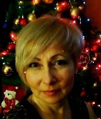 Elegant mature Ludmila from Minsk Belarus