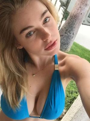 Elizabeth Turner modèle putain