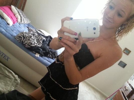 Joven Rubia Americana MILF