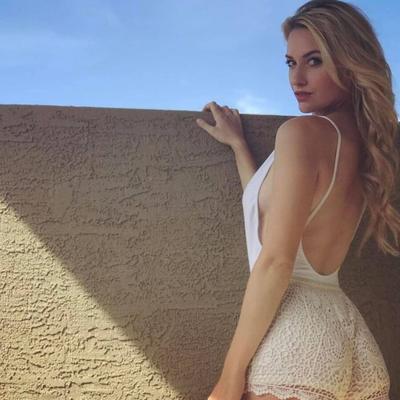 Paige Spiranac ist so heiß