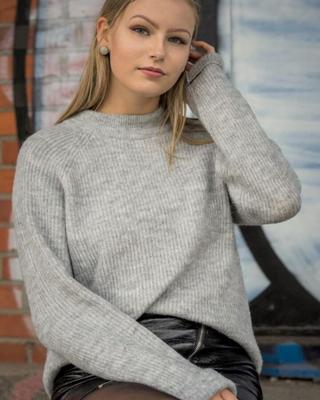 Tabea die Modelo Amador Hure zeigt sich gerne im Netz