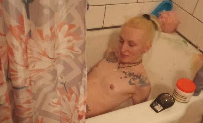 My slut with a bath bomb