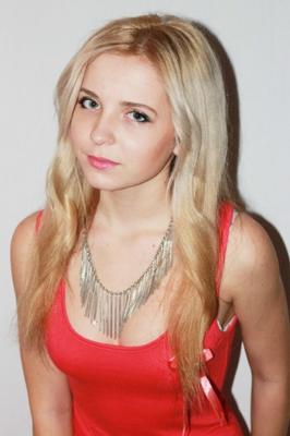 Jolie jeune blonde russe