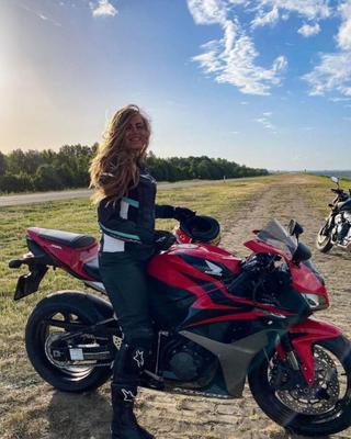 Dutch Bikerslut Aisha