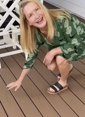 Pieds - Angela Kinsey