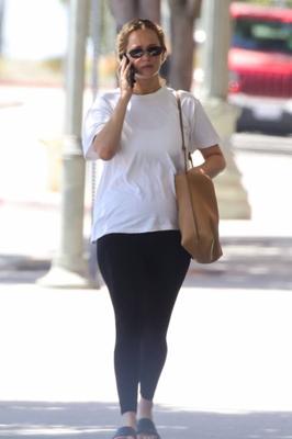 Leggings von MILF Jennifer Lawrence