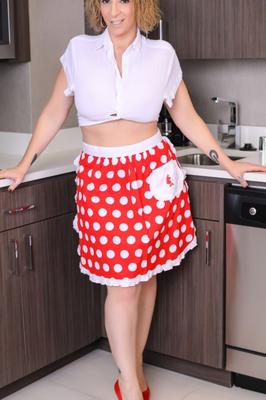 SARA JAY IN THE KITCHEN