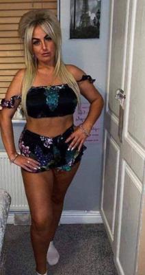 Lisa yrs old give this trashy cheap chav muck hell