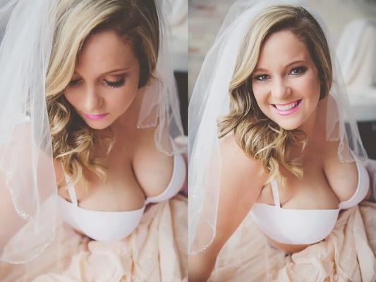 Bridal sexy boudoir shoot