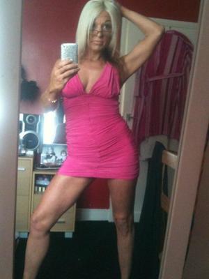 Sonia, MILF rubia de Norfolk Reino Unido