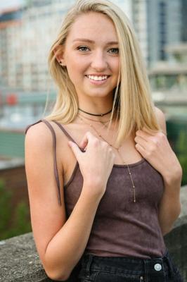 ..............HOT BLOND TEEN AMY PORTIFOLIO PICS