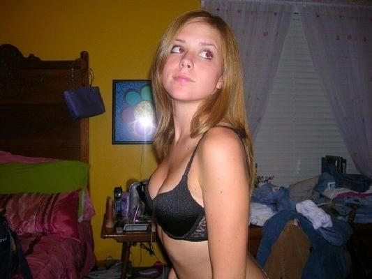 blond sweet amateur