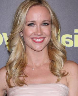 Anna Camp