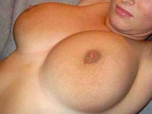 Chupar y correrse en mis tetas 4