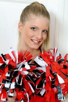 Cayenne - Cheerleader