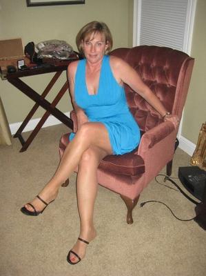 Blonde Nylon MILF