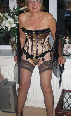 SammyUK-Black Basque and Gold Corset