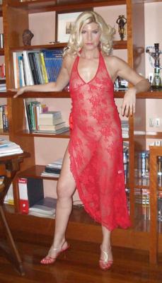 Meu vestido vermelho transparente