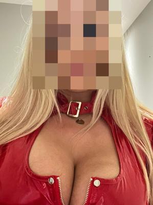 Puta Milf Couro Vermelho BBC Vibrador