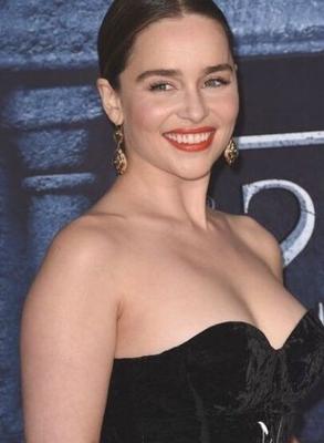 Emilia Clarke is a Slut