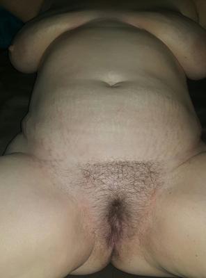 Tetas muy caídas Areola enorme Pawg Kim Coño peludo