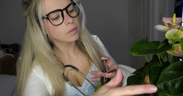 Scottish Murmurs ASMR Le Dr Lauren vous fait un bilan de santé