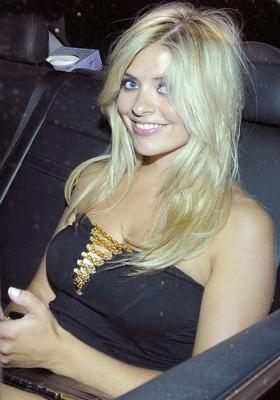 HOLLY WILLOUGHBY Band 1