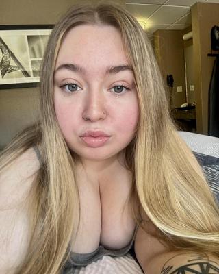 Lecker riesiger Arsch kleine Titten Schönheit Blonde BBW Mädchen gemischte heiße Aufnahmen