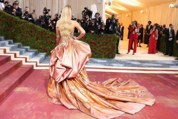 Blake Lively – Met Gala 