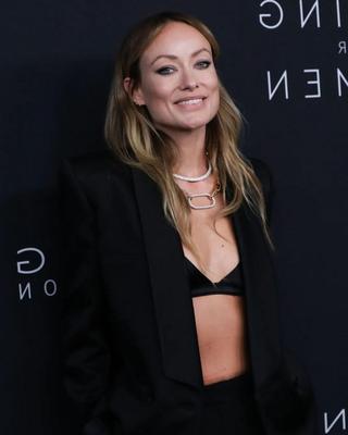 Olivia Wilde - Kering für Frauen Abendessen