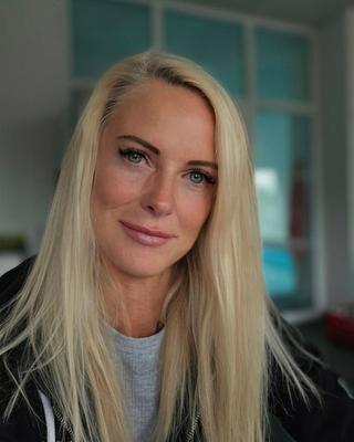 Tina Veerkamp privat and as Dirty Tina on work